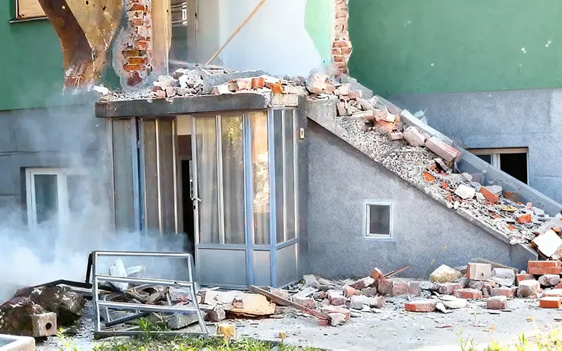 Rušenje objekata sa odvozom